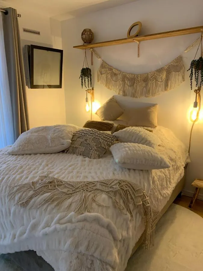 Studio Tt Confort Coeur Ville Avec Terrasse Et Parking Gratuit Sanary-sur-Mer